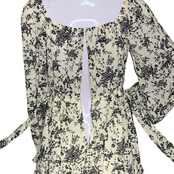 Floral Print Mini Dress NWOT Long Sleeve Tie and Hidden Zipper on Back Size M - Picture 10 of 14